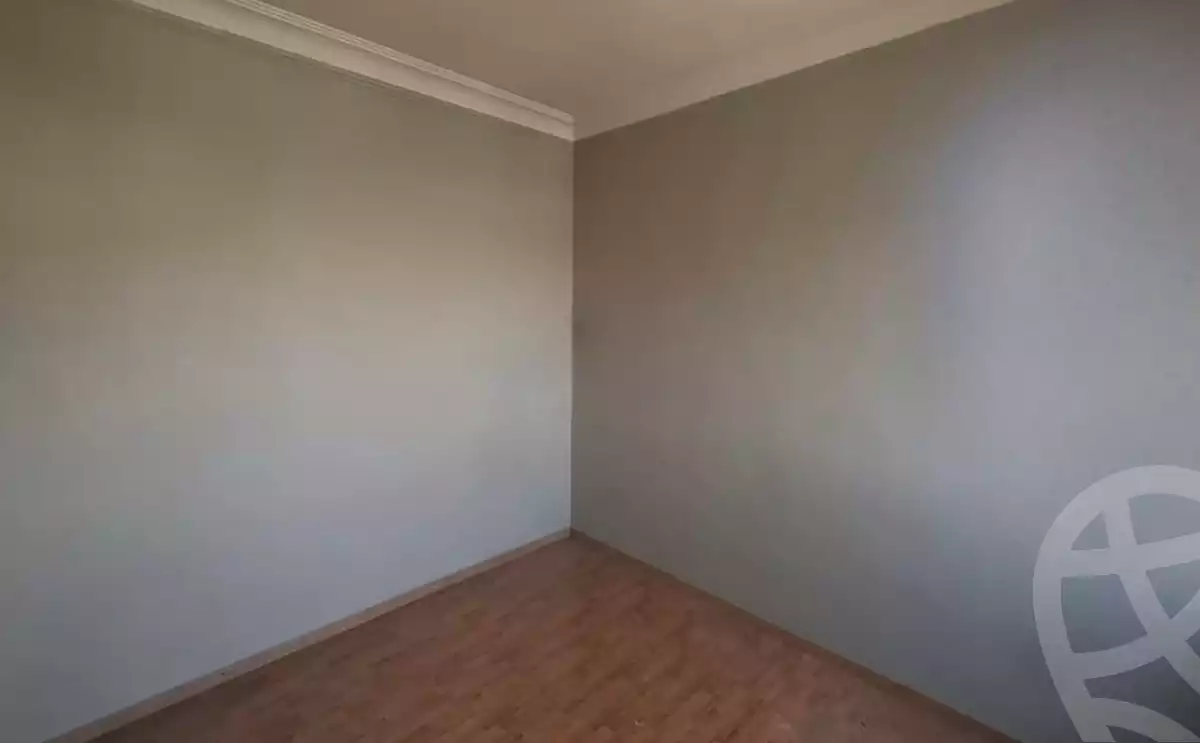 https://aqarmap.com.eg/en/listing/5966319-for-sale-cairo-el-sheikh-zayed-city-compounds-zayed-2000