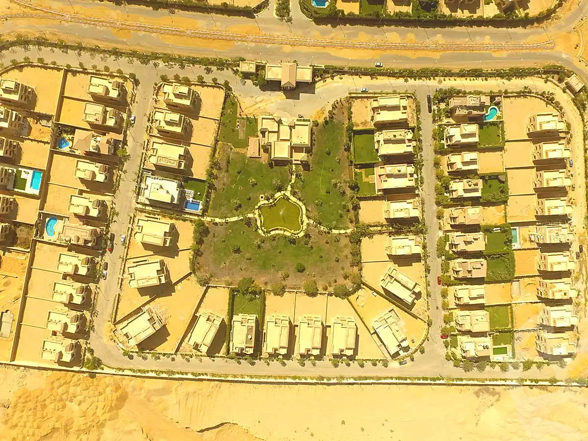 https://aqarmap.com.eg/en/listing/3994250-projects-zizinia-rose