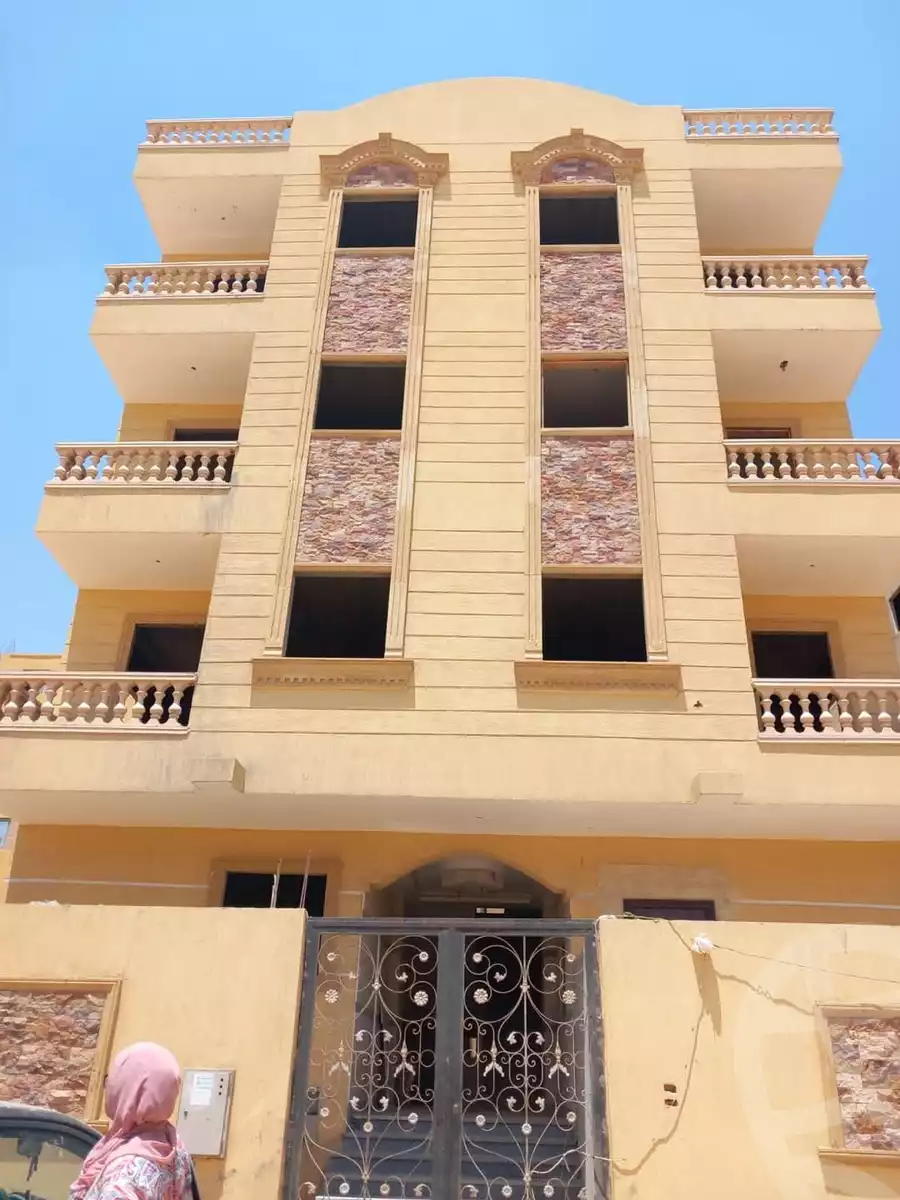 https://aqarmap.com.eg/ar/listing/5966708-for-sale-cairo-badr-city-hai-el-ashgar-featured-neighborhood-el-imam-el-bokhary-st