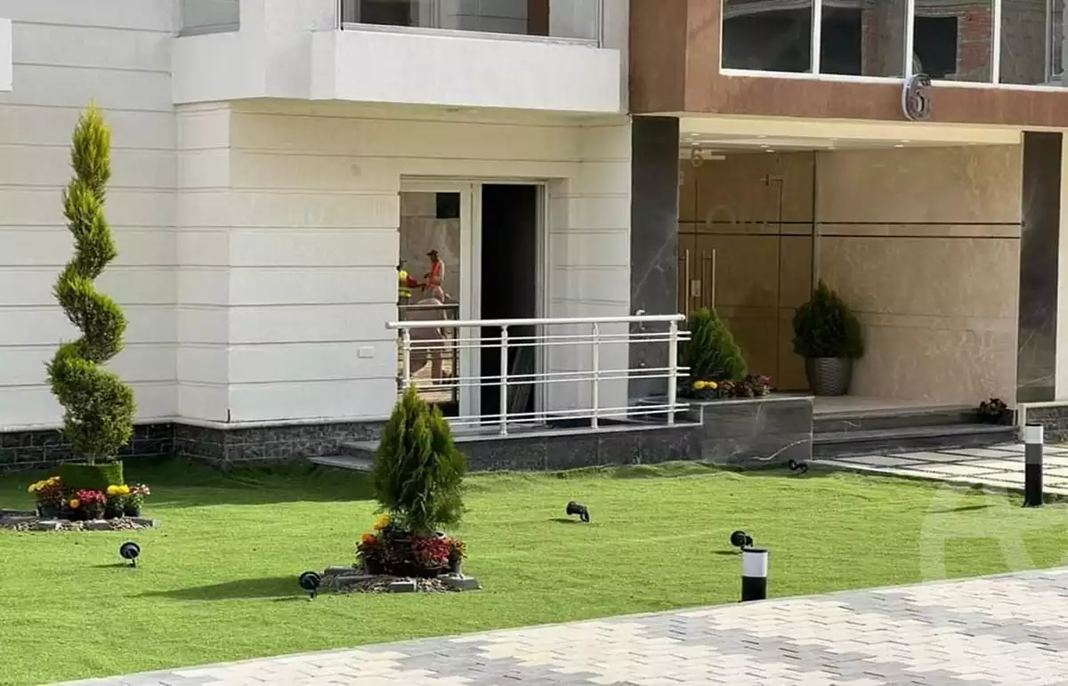 https://aqarmap.com.eg/en/listing/5967812-for-sale-cairo-new-administrative-capital-r7-oia
