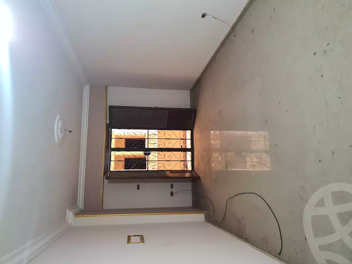 https://aqarmap.com.eg/en/listing/5969883-for-sale-alexandria-new-miami-compounds-new-miami-doctors-city