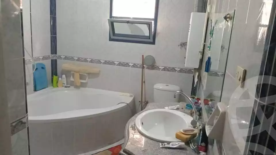 https://aqarmap.com.eg/en/listing/5971485-for-sale-alexandria-ganaklis