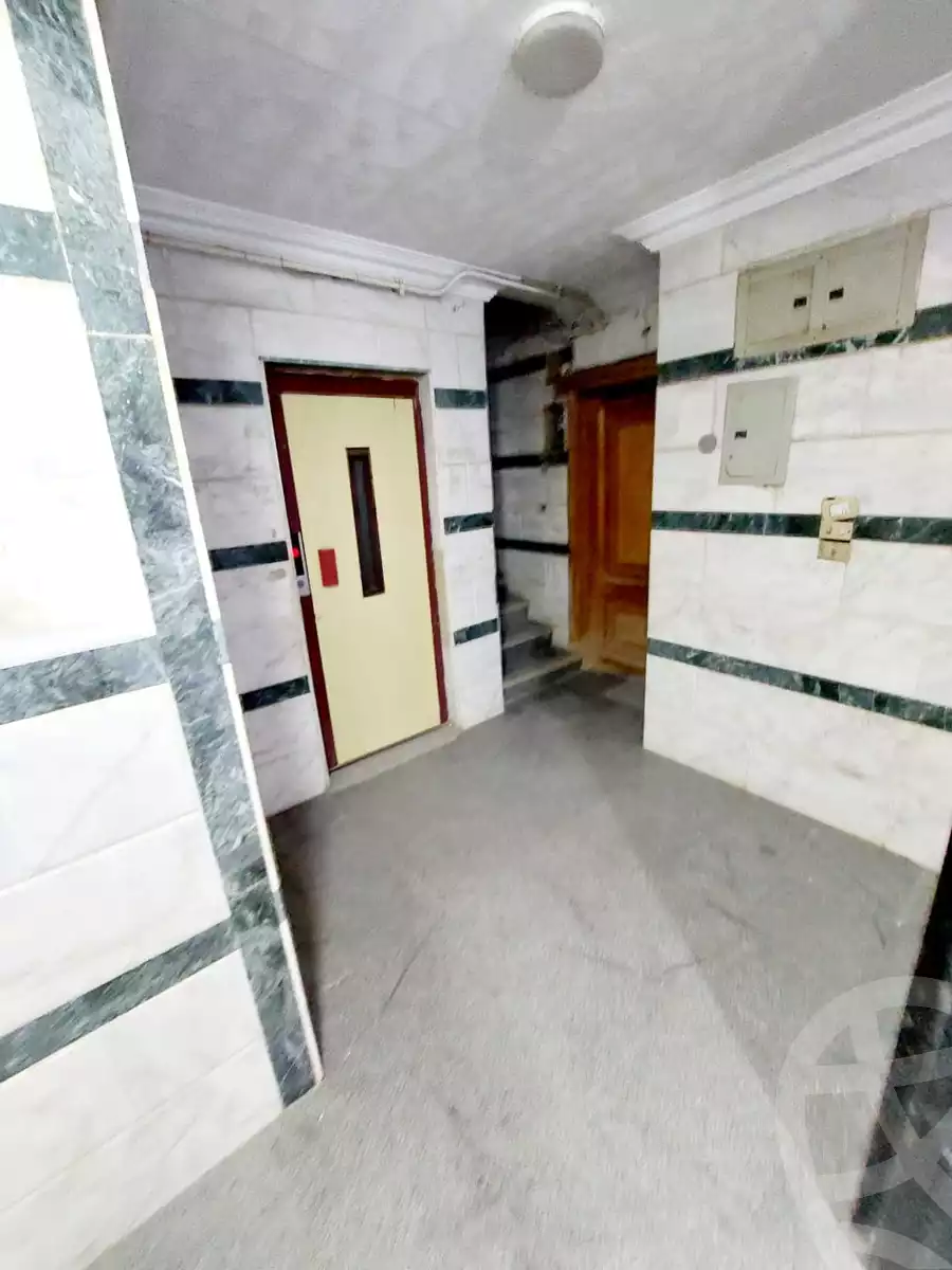 https://aqarmap.com.eg/ar/listing/5971713-for-sale-cairo-mokattam-el-hadabah-el-wosta-8th-zone-samir-abd-el-haleem-st