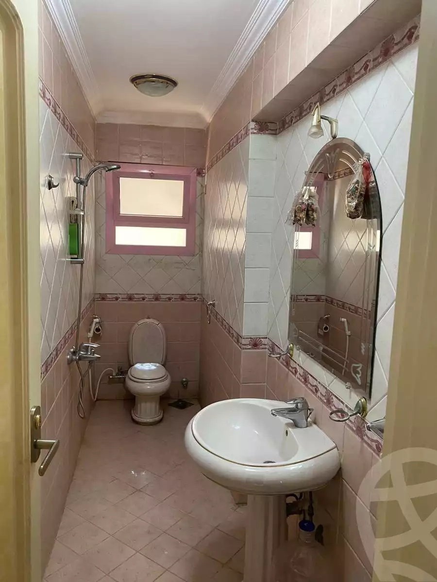 https://aqarmap.com.eg/en/listing/5972475-for-rent-cairo-mokattam-lhdb-l-ly-shareaa-9