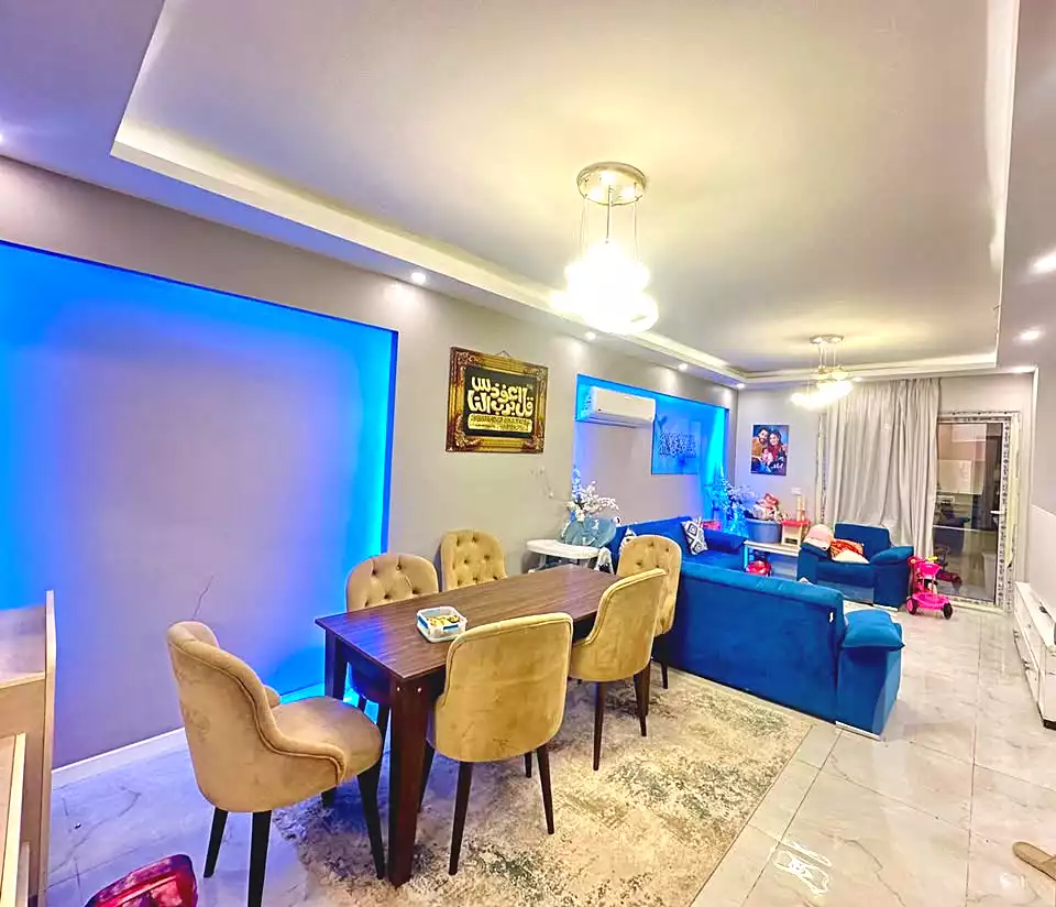 https://aqarmap.com.eg/ar/listing/5973104-for-sale-cairo-mokattam-el-hadabah-el-wosta-el-mantaqa-el-rabaa
