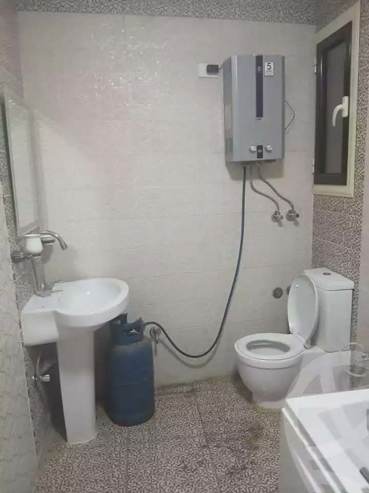 https://aqarmap.com.eg/en/listing/5973261-for-sale-qalyubia-shubra-el-khaima-om-bayoumi