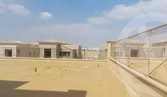 https://aqarmap.com.eg/en/listing/5973359-for-rent-cairo-mokattam-compounds-uptown-cairo