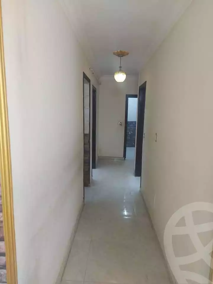 https://aqarmap.com.eg/en/listing/5973967-for-sale-cairo-helwan-helwan-el-sharkeya-mostafa-safwat-st