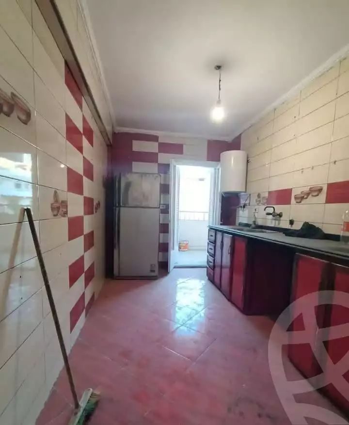 https://aqarmap.com.eg/ar/listing/5975124-for-sale-alexandria-l-jmy-lbytsh-shahr-al-assal-st
