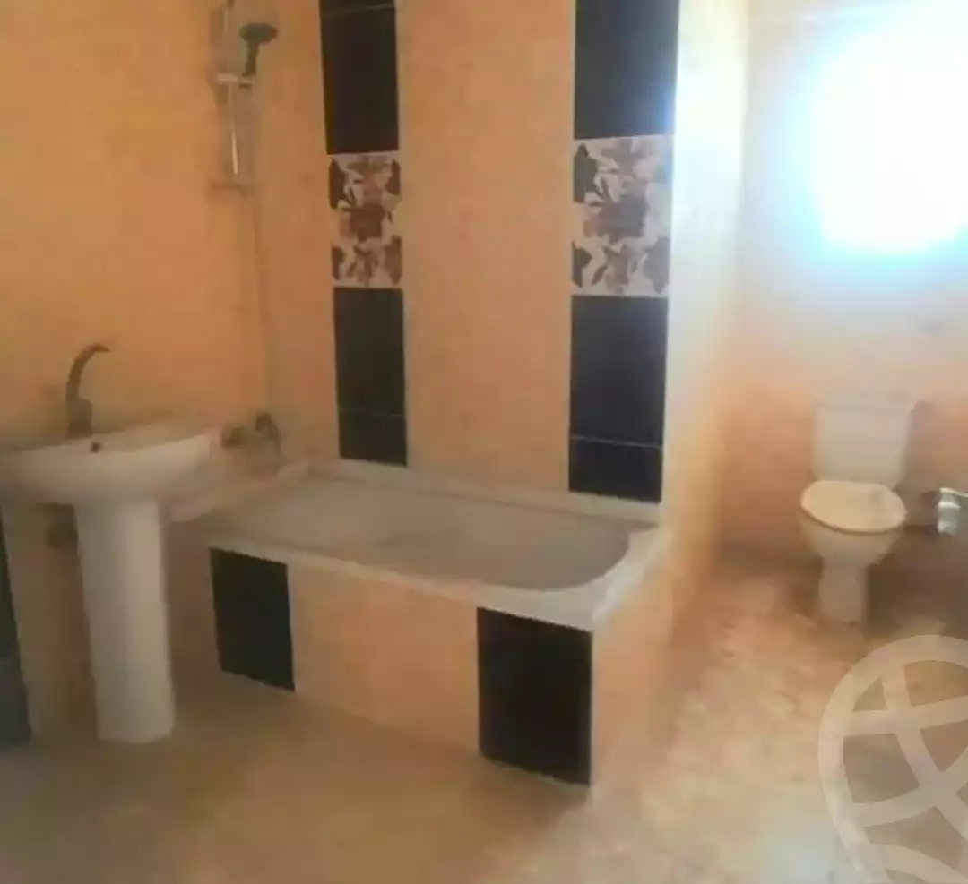 https://aqarmap.com.eg/en/listing/5975850-for-sale-alexandria-ganaklis