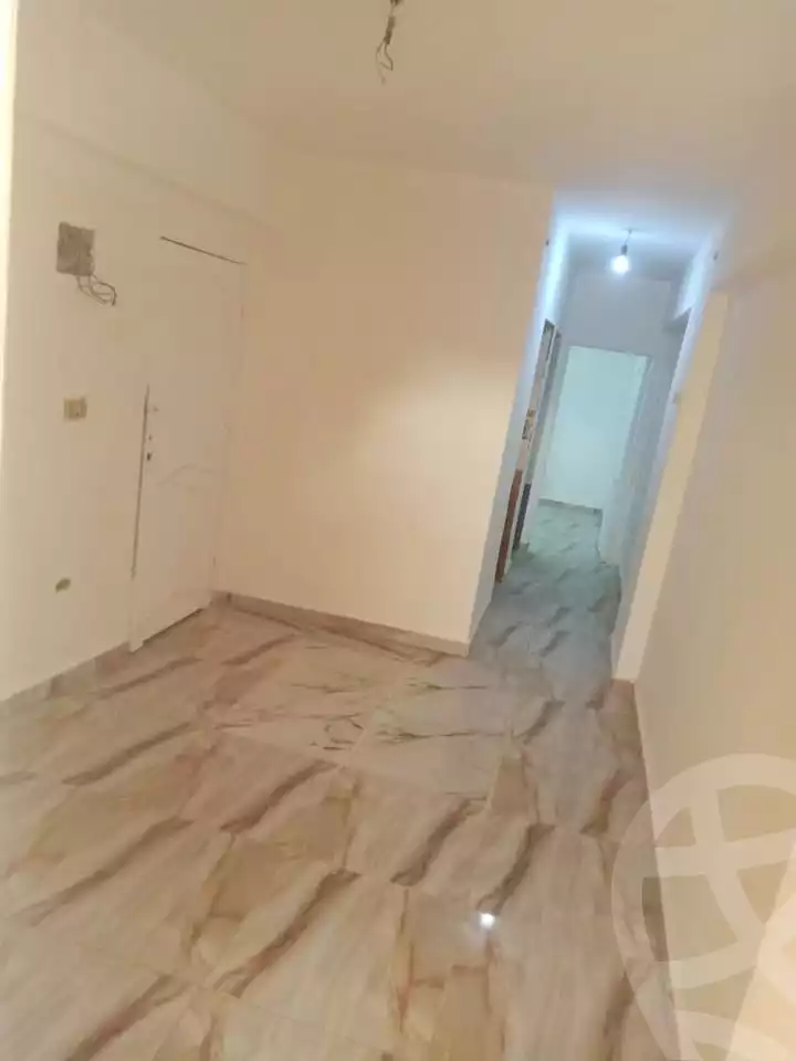 https://aqarmap.com.eg/en/listing/5977284-for-sale-alexandria-el-asafra-shr-45