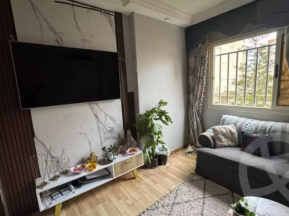 https://aqarmap.com.eg/ar/listing/5977458-for-sale-alexandria-glim