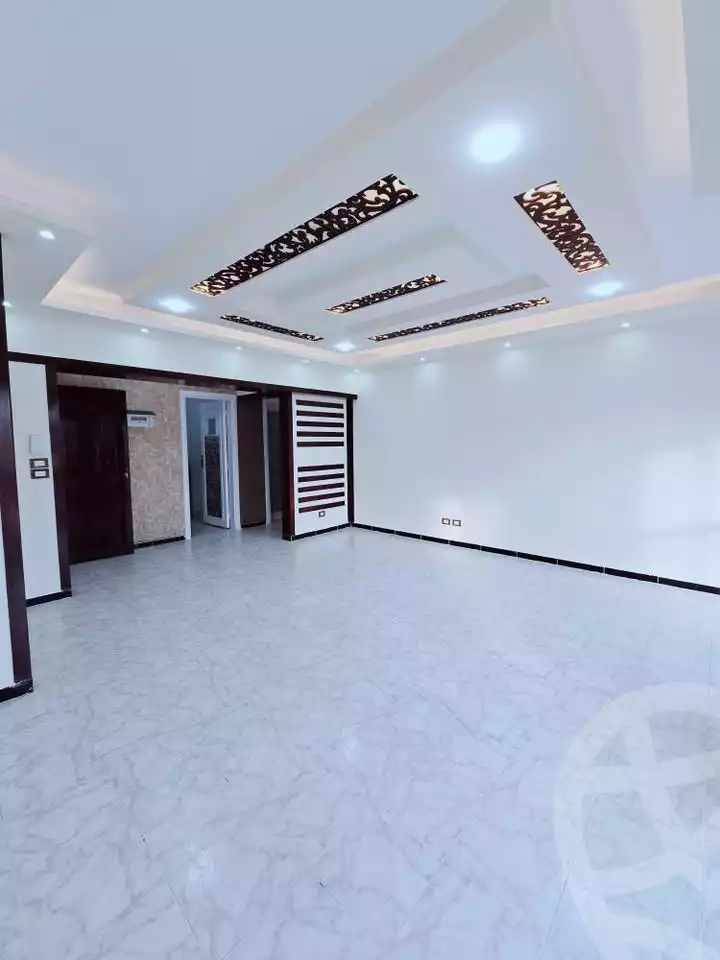 https://aqarmap.com.eg/ar/listing/5977848-for-sale-alexandria-l-jmy-shataa-el-nakheel-armed-forces-buildings