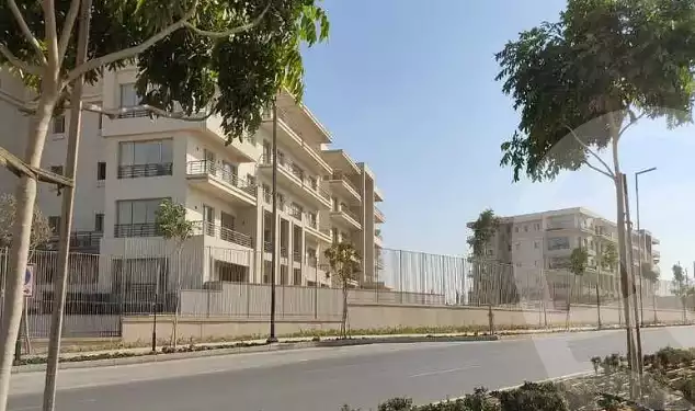 https://aqarmap.com.eg/en/listing/5978116-for-sale-cairo-mokattam-compounds-uptown-cairo