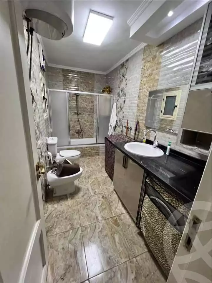https://aqarmap.com.eg/en/listing/5979056-for-sale-alexandria-camp-cesar-port-said-street