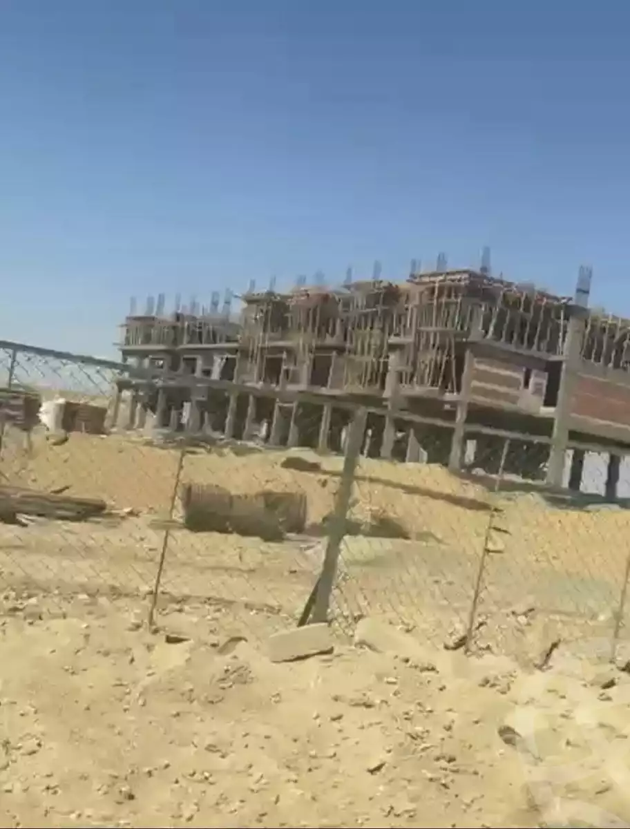 https://aqarmap.com.eg/en/listing/5975049-for-sale-cairo-new-cairo-compounds-telal-east-compound-roya