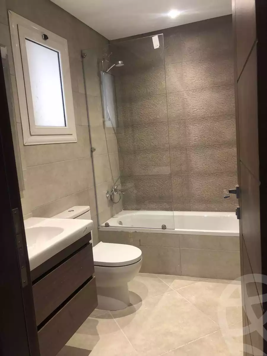 https://aqarmap.com.eg/ar/listing/5980697-for-rent-cairo-new-cairo-compounds-the-square