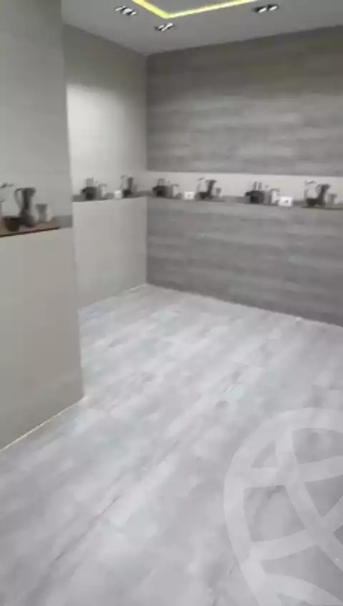 https://aqarmap.com.eg/ar/listing/5980878-for-sale-cairo-el-sheikh-zayed-city-compounds-el-khamayel