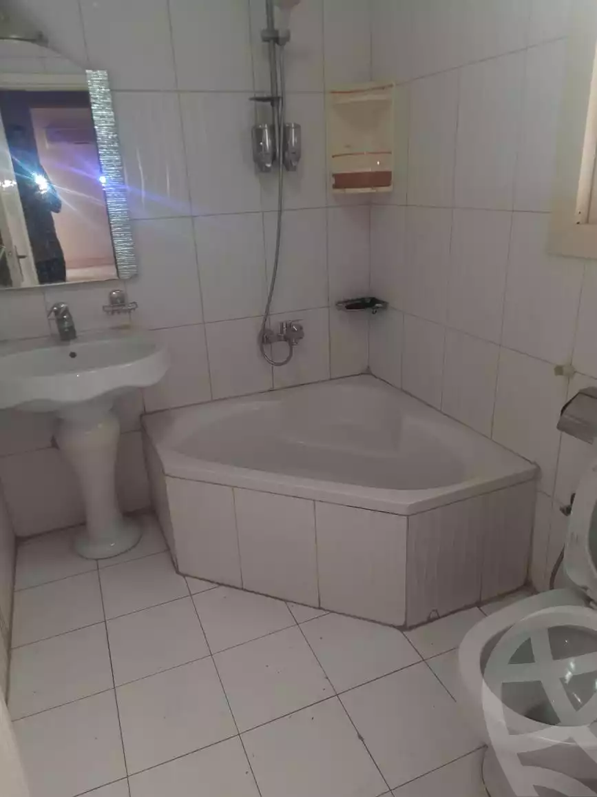 https://aqarmap.com.eg/en/listing/5981079-for-sale-cairo-el-agouza-madint-el-eaalam-damietta-st