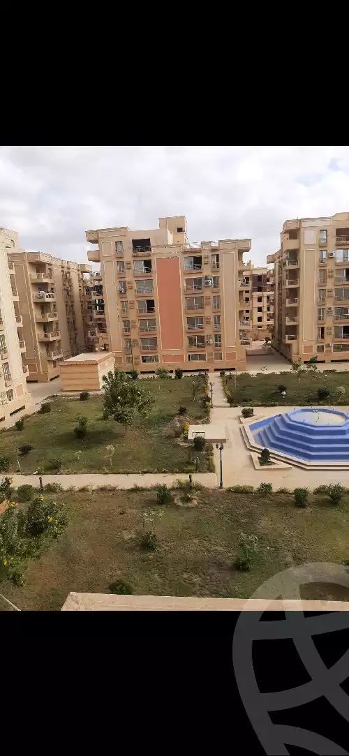 https://aqarmap.com.eg/en/listing/5981720-for-sale-cairo-new-cairo-compounds-zohour-life-compound-2