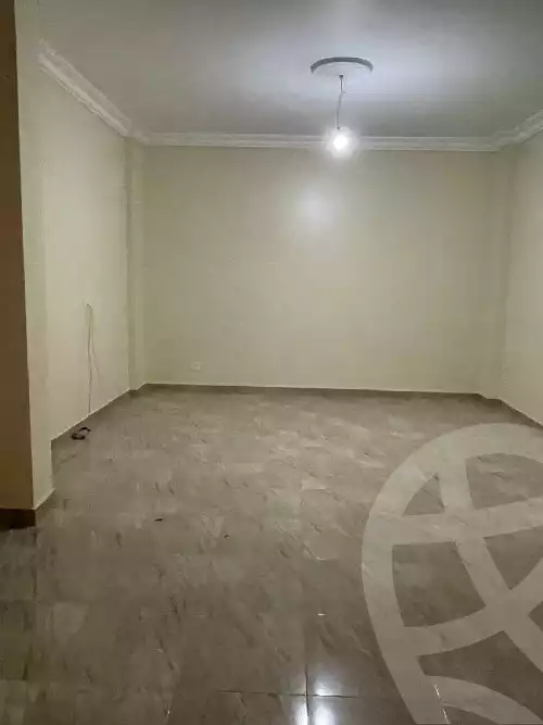 https://aqarmap.com.eg/en/listing/5982024-for-sale-cairo-new-cairo-sharq-el-akadamiya-mohammad-othman-st