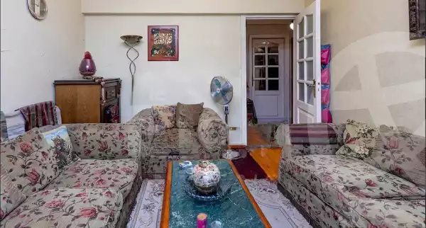 https://aqarmap.com.eg/ar/listing/5982205-for-sale-alexandria-ganaklis-shr-mrtdy-bsh
