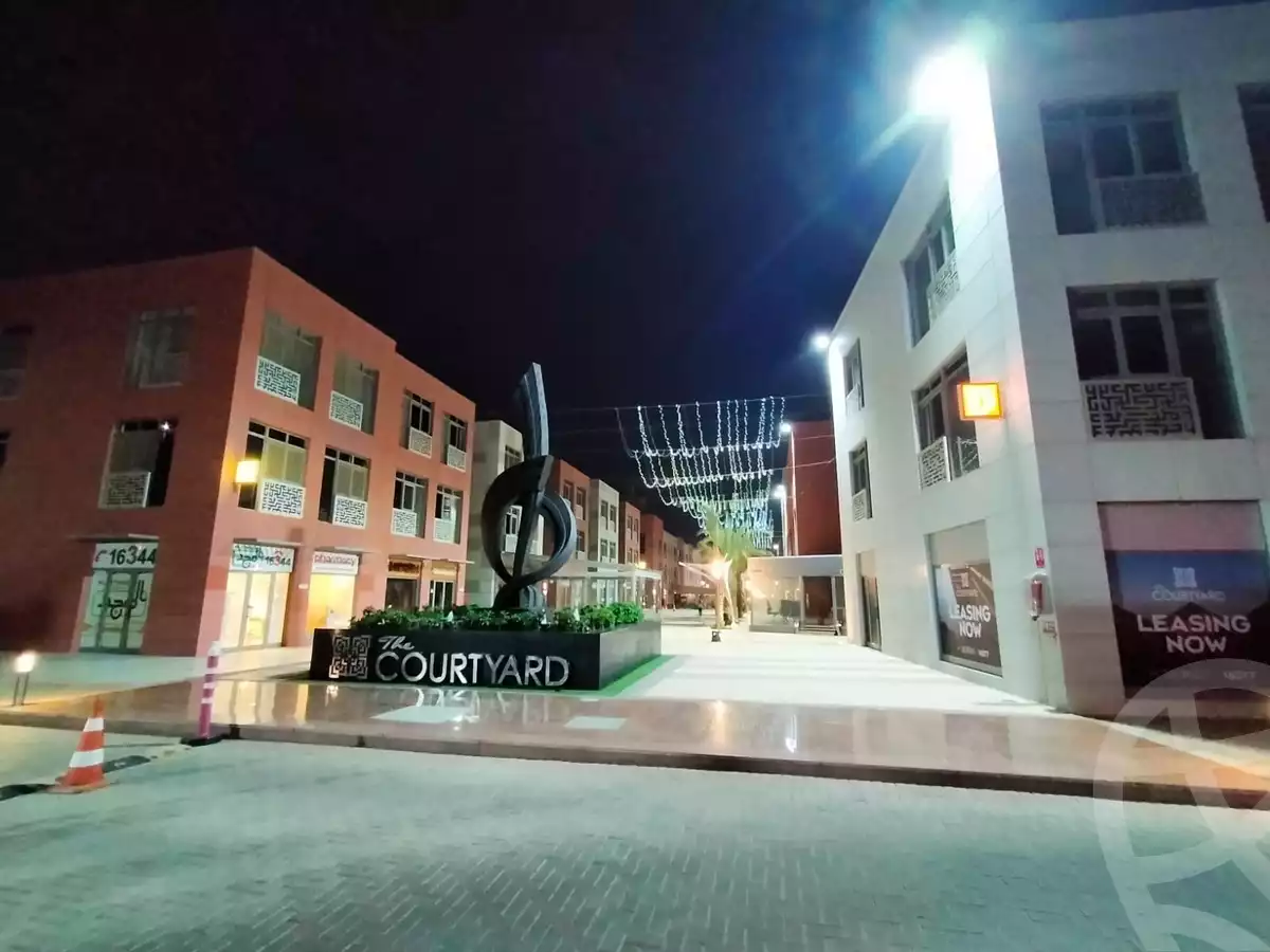 https://aqarmap.com.eg/en/listing/5982741-for-rent-cairo-el-sheikh-zayed-city-compounds-the-courtyard-mall-dorra
