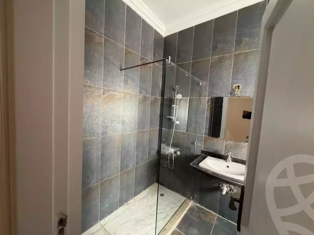https://aqarmap.com.eg/en/listing/5983699-for-rent-cairo-6th-of-october-compounds-new-giza-kmbwnd-yfwry-hyl-nyw-jyz-llttwyr-l-qry