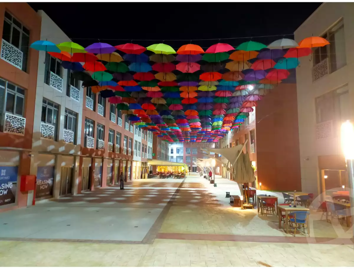 https://aqarmap.com.eg/ar/listing/5985887-for-sale-cairo-el-sheikh-zayed-city-compounds-the-courtyard-mall-dorra