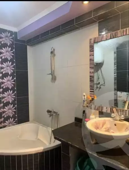 https://aqarmap.com.eg/en/listing/5986584-for-sale-cairo-hadayek-el-ahram-mntq-h