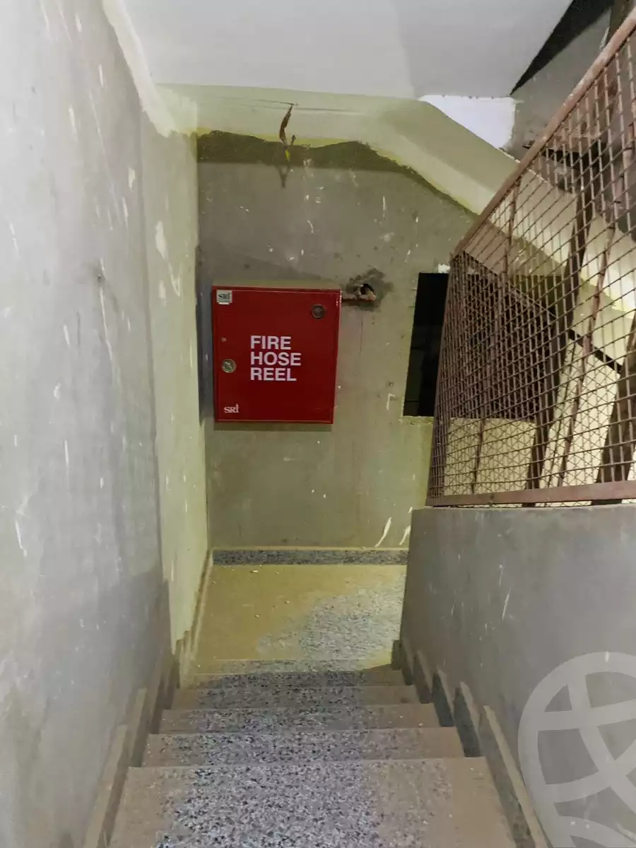 https://aqarmap.com.eg/en/listing/5986653-for-sale-cairo-helwan-hadayek-helwan-omar-el-mokhtar-st