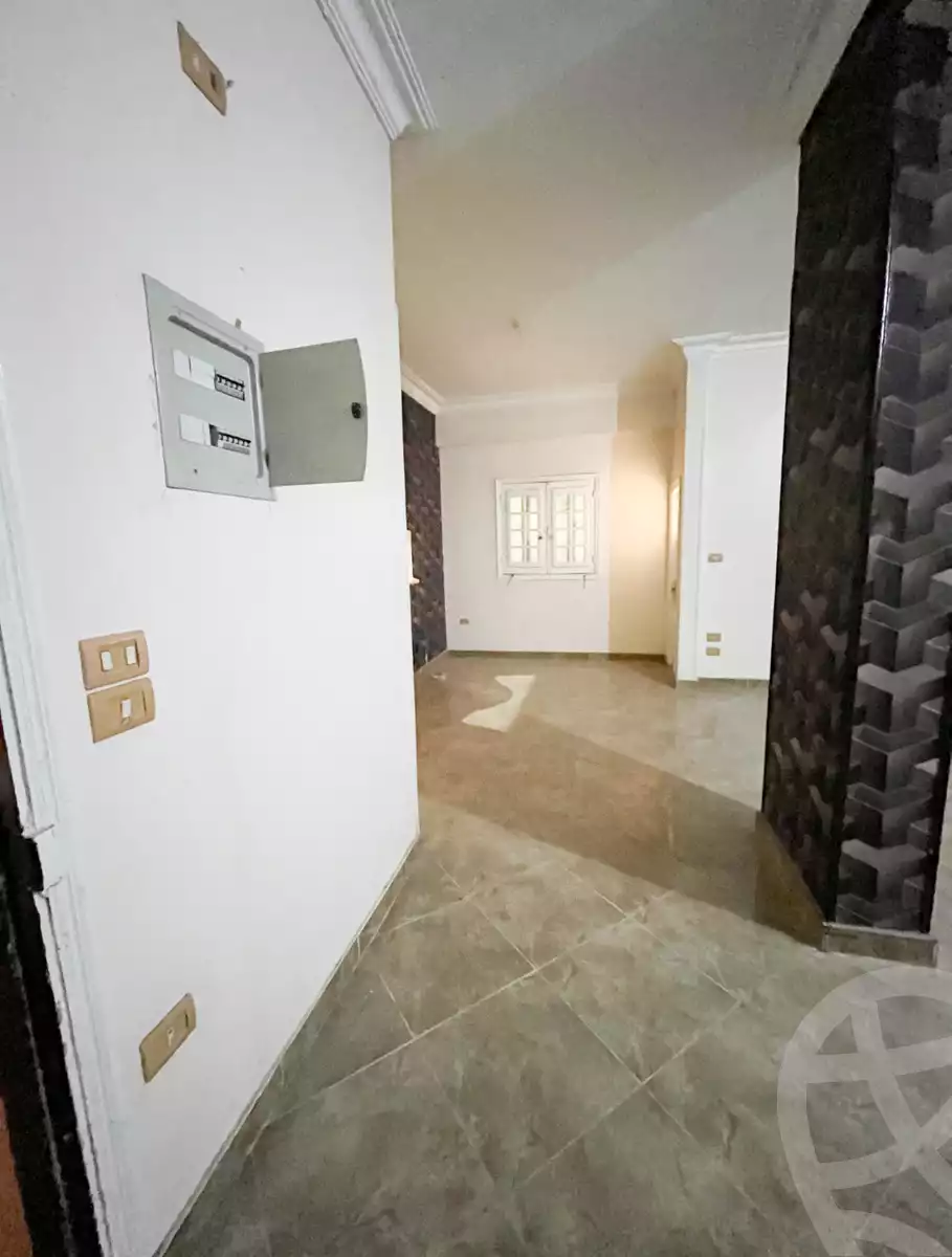https://aqarmap.com.eg/ar/listing/5987387-for-rent-cairo-15th-of-may-mjwr-5-shr-mkrm-byd