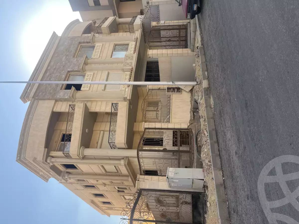 https://aqarmap.com.eg/ar/listing/5987526-for-sale-cairo-new-cairo-el-kornfol-el-kornfol-3