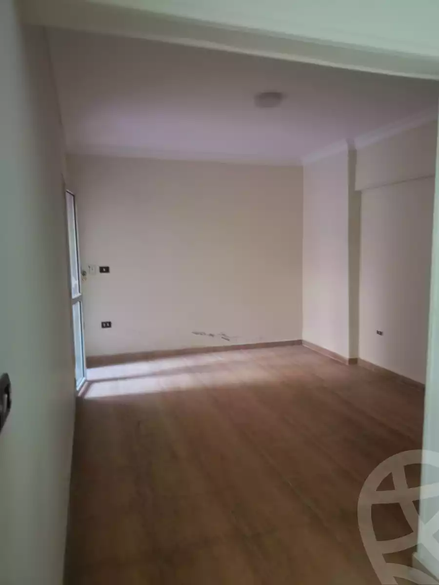 https://aqarmap.com.eg/ar/listing/5987793-for-rent-cairo-mokattam-lhdb-l-ly-manteqt-ganob-s