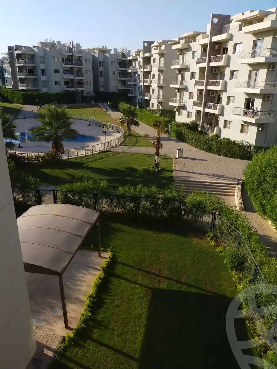 https://aqarmap.com.eg/en/listing/5988154-for-sale-cairo-el-sheikh-zayed-city-compounds-dh-drys