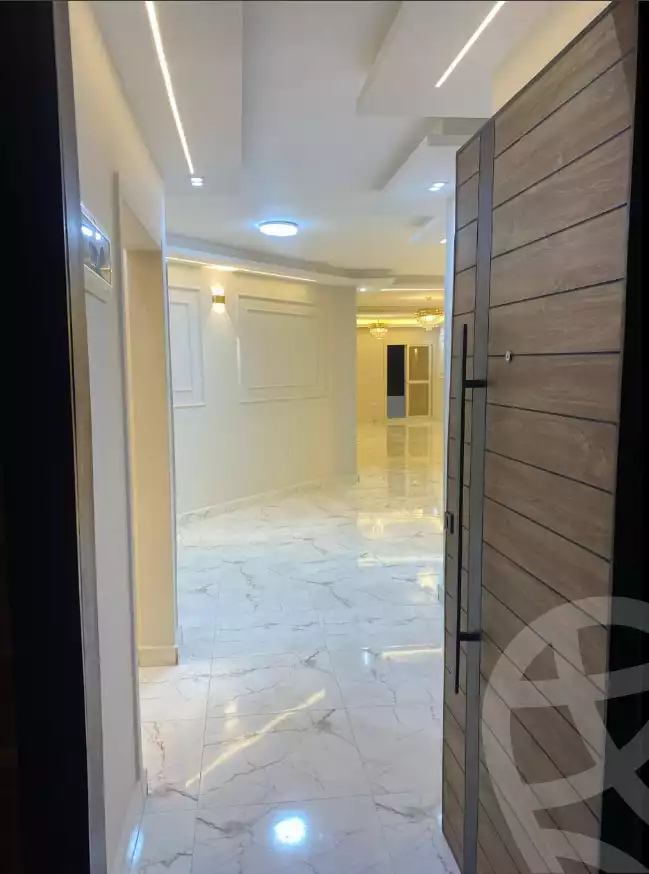 https://aqarmap.com.eg/en/listing/5989562-for-sale-cairo-helwan-helwan-el-sharkeya-borhan-st