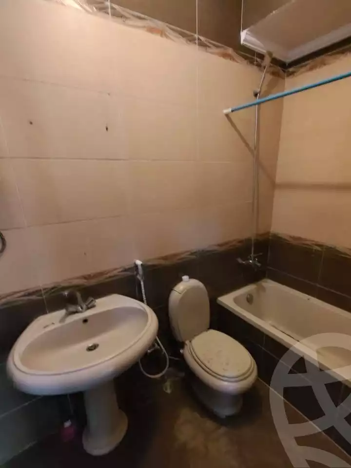 https://aqarmap.com.eg/ar/listing/5993879-for-rent-cairo-mokattam-lhdb-l-ly