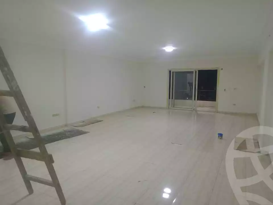https://aqarmap.com.eg/ar/listing/5994275-for-rent-cairo-mokattam-lhdb-l-ly