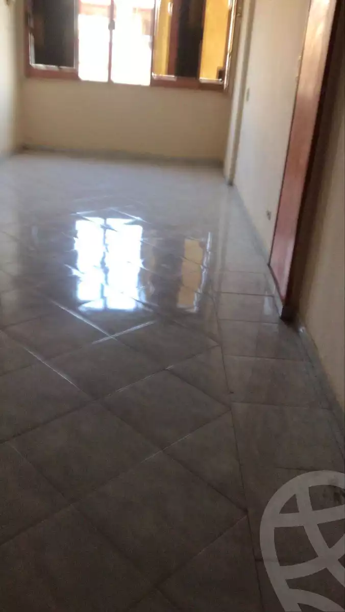 https://aqarmap.com.eg/ar/listing/5994381-for-rent-cairo-mokattam-lhdb-l-ly-shareaa-9