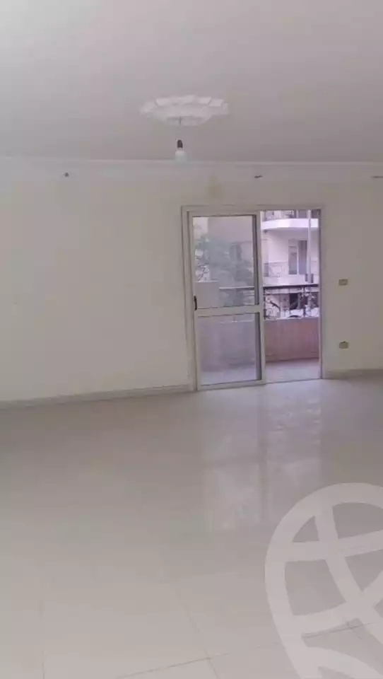 https://aqarmap.com.eg/en/listing/5994937-for-rent-cairo-mokattam-lhdb-l-ly-manteqt-ganob-s