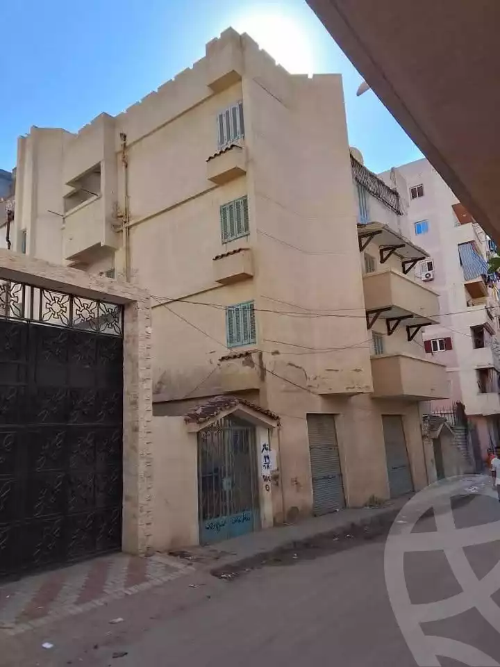 https://aqarmap.com.eg/en/listing/5995575-for-sale-alexandria-l-jmy-el-hanouvel-kasr-al-quiri-st-1