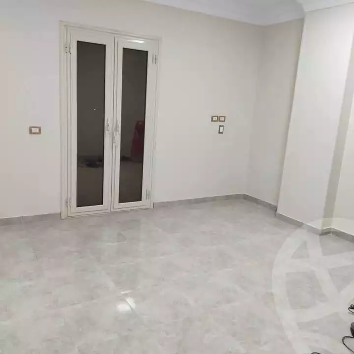 https://aqarmap.com.eg/ar/listing/5994645-for-rent-cairo-helwan-helwan-el-sharkeya-heidar-st