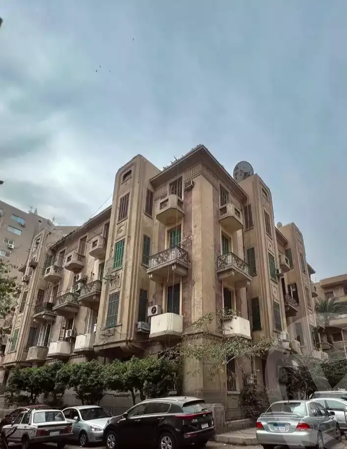 https://aqarmap.com.eg/en/listing/5996357-for-sale-cairo-ljyz-shareaa-morad  charel degol