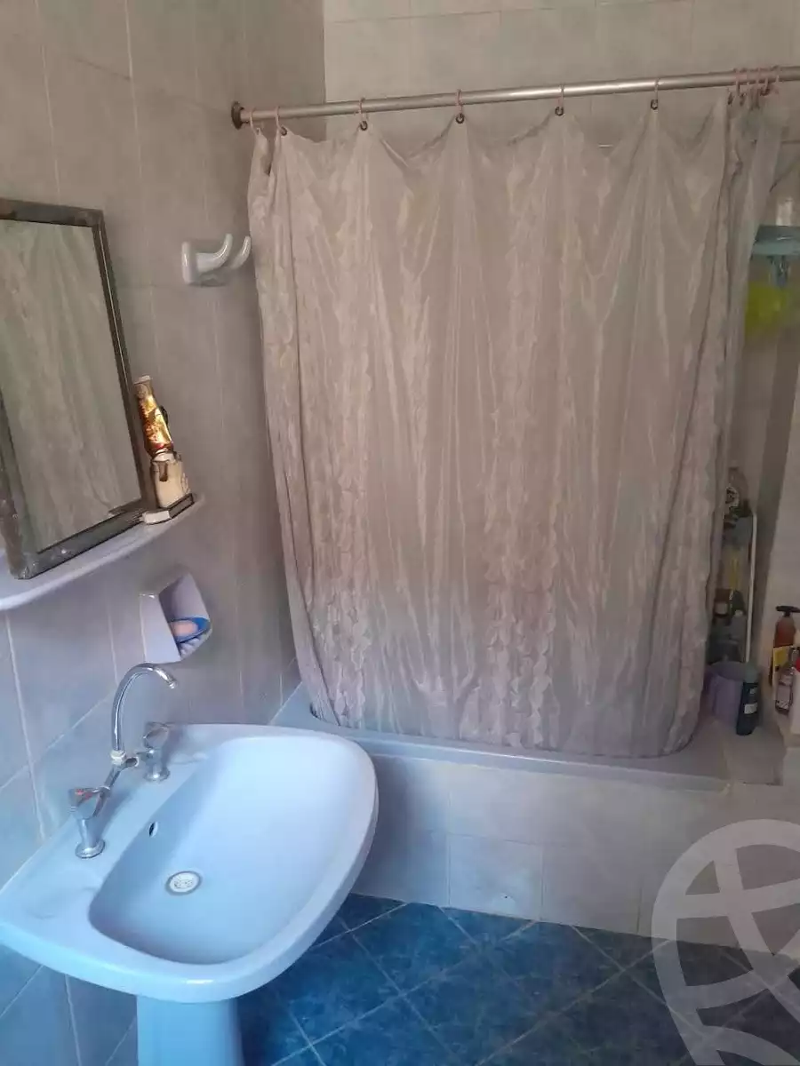 https://aqarmap.com.eg/en/listing/5997111-for-sale-cairo-el-haram-shareaa-el-haram