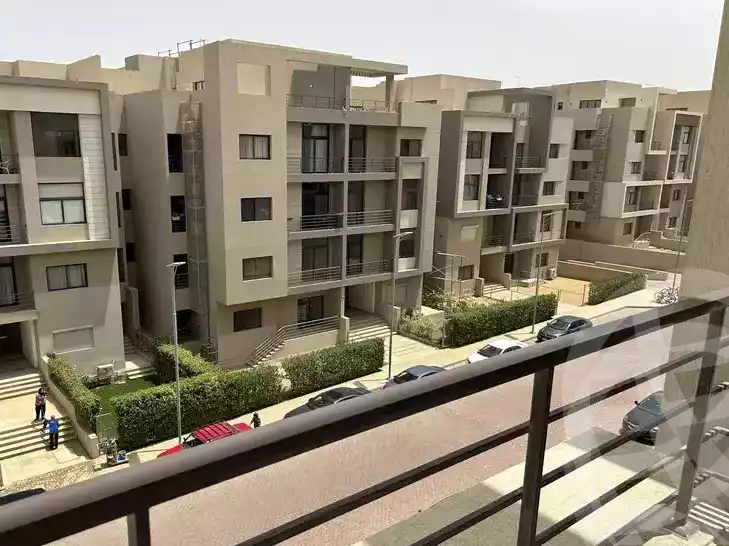 https://aqarmap.com.eg/en/listing/5996571-for-sale-cairo-new-cairo-compounds-fifth-square