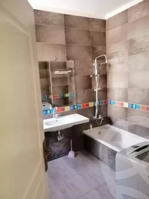 https://aqarmap.com.eg/en/listing/5998418-for-sale-cairo-new-cairo-el-narges-el-narges-1-hassan-ahmed-kamel-st