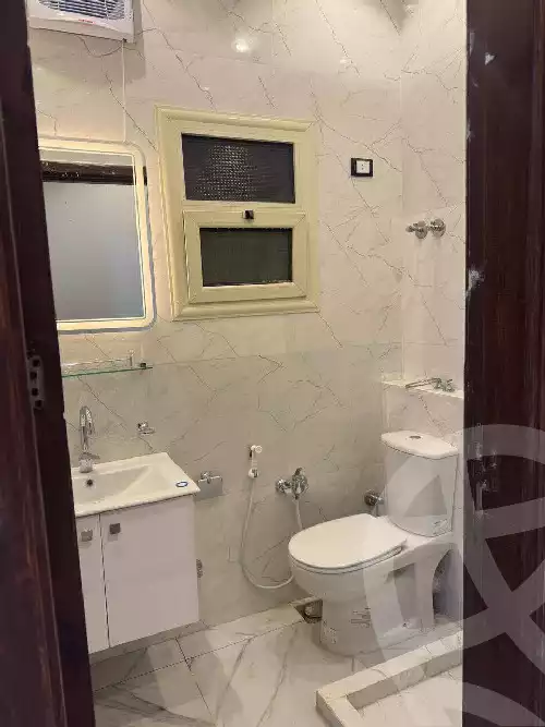 https://aqarmap.com.eg/en/listing/5998437-for-rent-cairo-new-cairo-90th-street-90th-after-auc