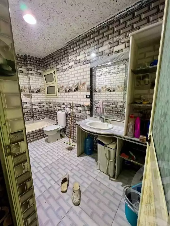 https://aqarmap.com.eg/ar/listing/5998575-for-sale-alexandria-l-jmy-lbytsh-el-hay-st