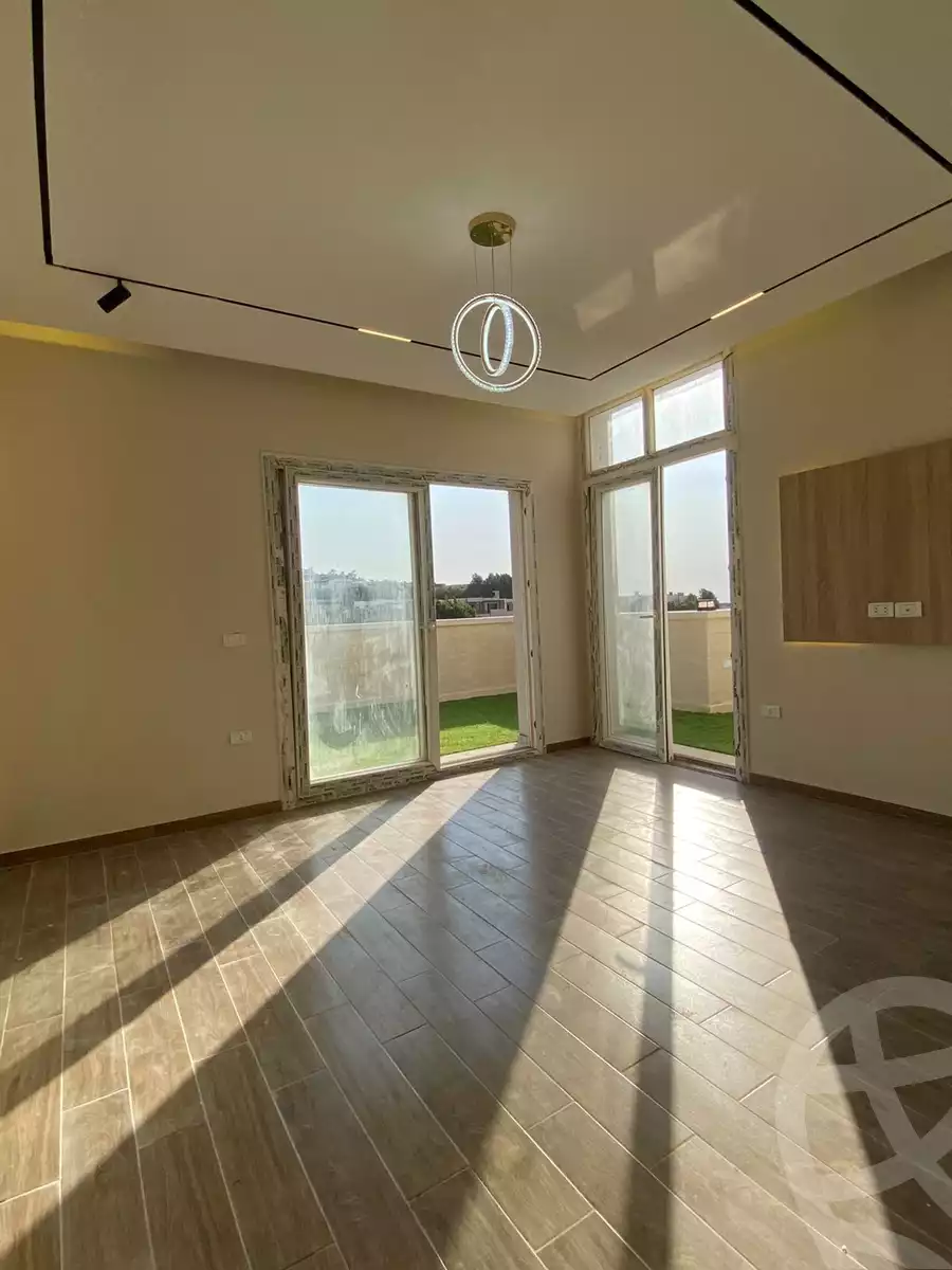 https://aqarmap.com.eg/en/listing/5998945-for-sale-cairo-el-sheikh-zayed-city-compounds-zayed-regency