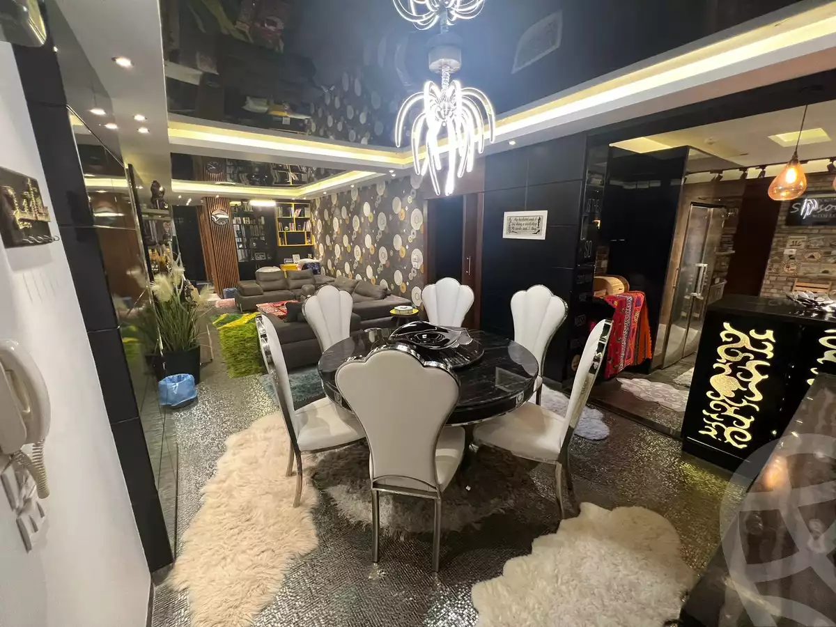 https://aqarmap.com.eg/en/listing/5999296-for-sale-cairo-el-sheikh-zayed-city-compounds-kmbwnd-ljwmn